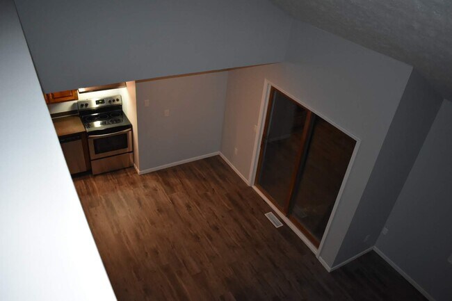 Photo - Woodlands Unit 9