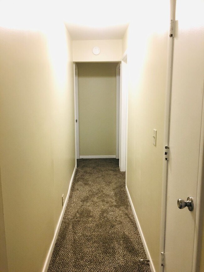 Most Utilities Paid in this cottage house Rental House Rental in