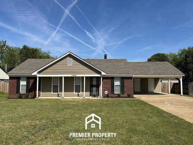 Building Photo - Charming 3BR/2BA Horn Lake Home | Vaulted Ceilings, Brick Fireplace & Fenced Yard