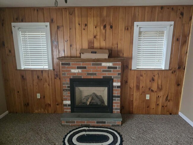 Photo - 1084 Yale Farm Rd