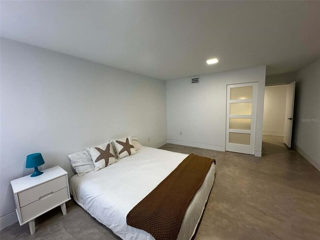 Photo - 7400 Sunshine Skyway Ln S