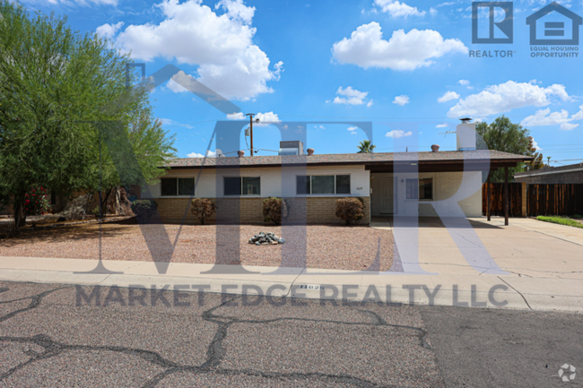 Building Photo - 3bed/1.5bath House at 35th Ave. & Cactus! ...