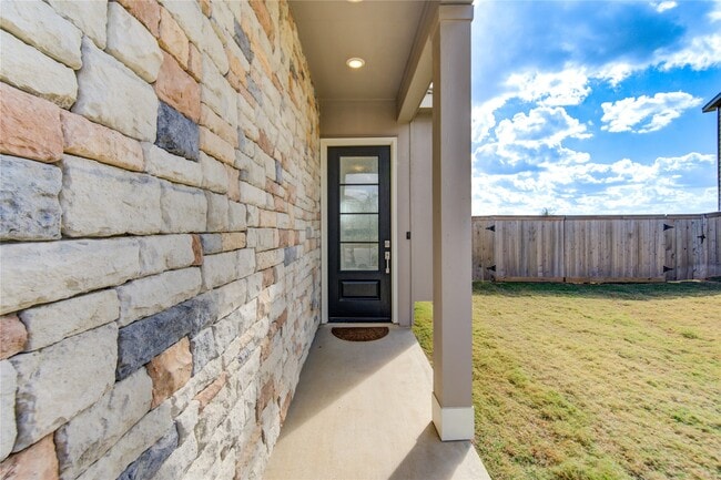 Photo - 21255 Doubtful Cyn Dr