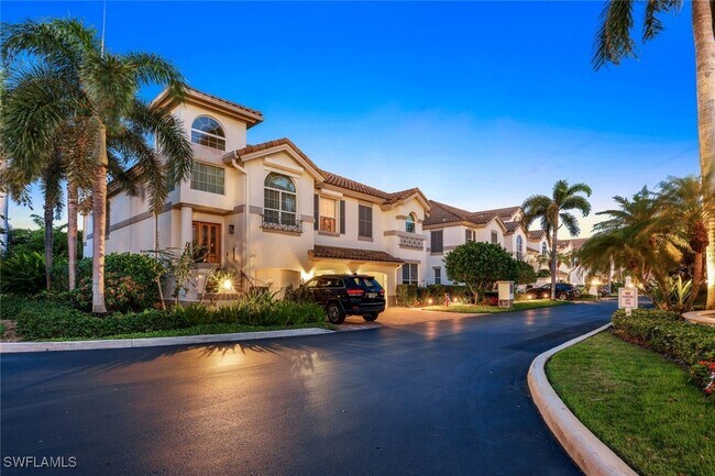 Photo - 269 Colonade Cir Unidad 2802