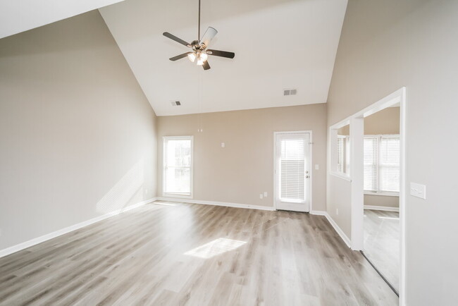 Photo - 9347 Helmsley Dr