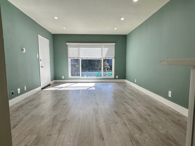 Photo - 7555 De Longpre Ave Unidad 4