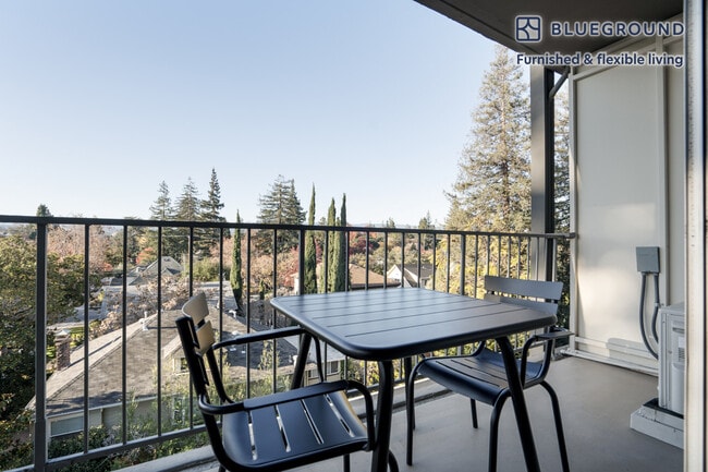 535 Everett Ave Unit SI FL4-ID1230