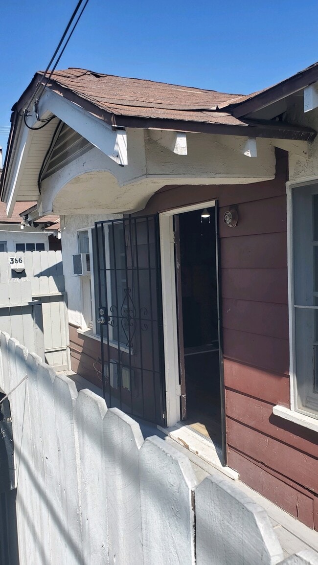 Photo - 384 W 12th St