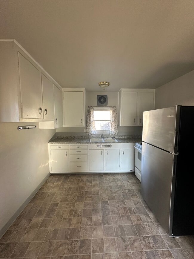 Photo - 2 bedroom 1 bath single family home