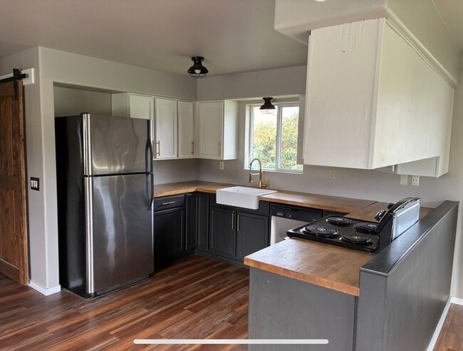 Photo - 9179 Harrison Rd