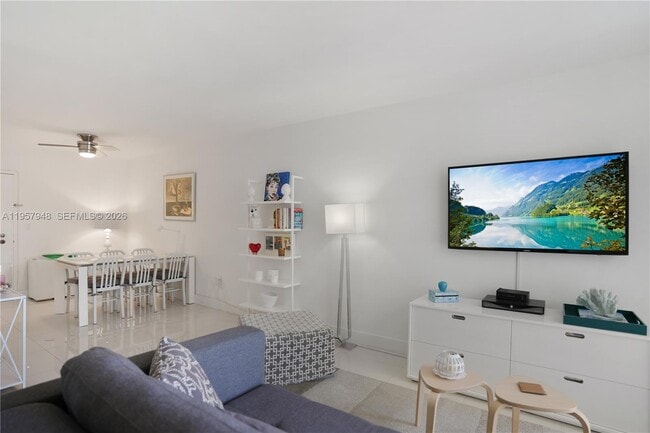 Photo - 800 West Ave Unit 809