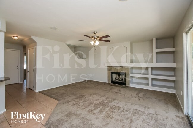 Photo - 3941 E Esplanade Ave