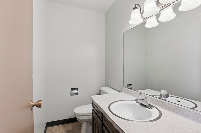 Photo - 846/848 Greenwood Court Unit 848