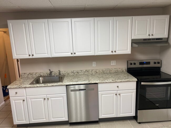 Photo - 123 Main St Unit B 1st Floor