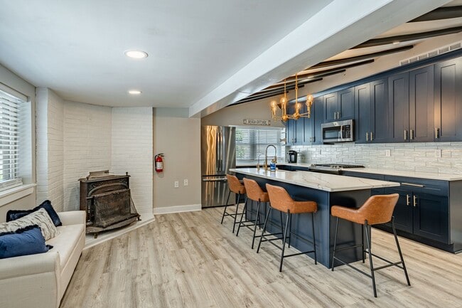 Photo - 5708 Park Blvd Unidad 3