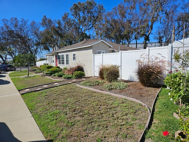 610 Pine Dr