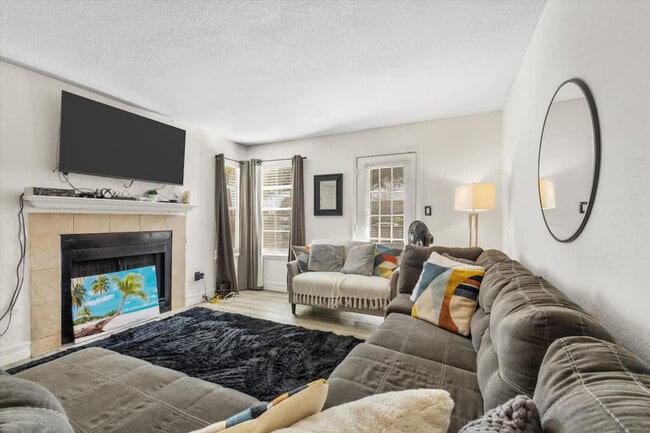 Building Photo - 4561 Southfield Ave Unit SI ID1520431P