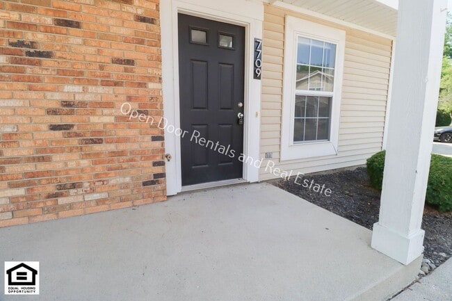 Building Photo - 7701-7729 E State Blvd Unit 7709 E State Blvd Rental