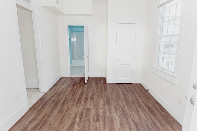 1614 Ave M 1/2