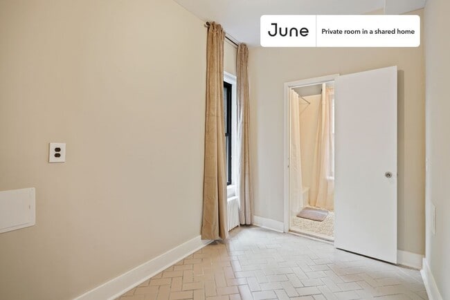 Private bedroom in 3 bed/2 bath Home - Private bedroom in 3 bed/2 bath Home Unit C