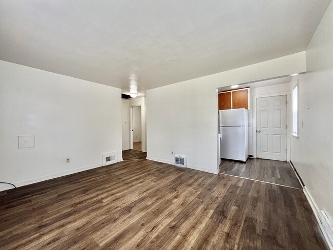 Photo - 924 Copeland Ave