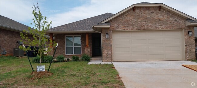 Building Photo - 18020 Sunny Stone Ln Rental