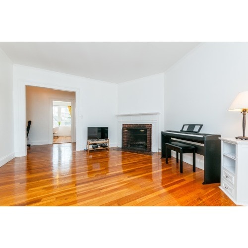 Photo - 32 Shepard St