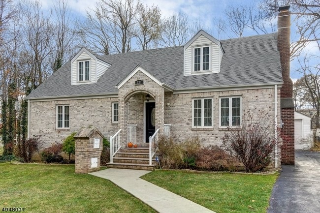 Photo - 221 Hillside Ave