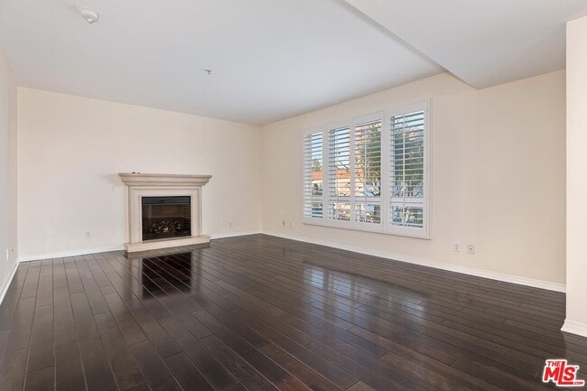 Photo - 1257 Brockton Ave Unit 302