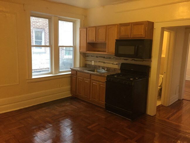 Photo - Wainwright Street Arms