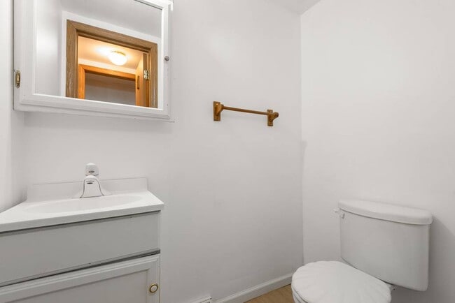 Building Photo - 1225 Broadway Avenue Rental