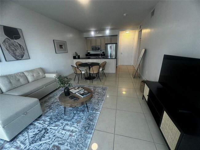 Photo - 1111 SW 1st Ave Condo Unit 1621-N