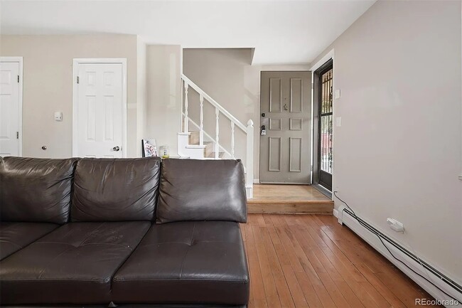 2700 S Holly St Unit 208