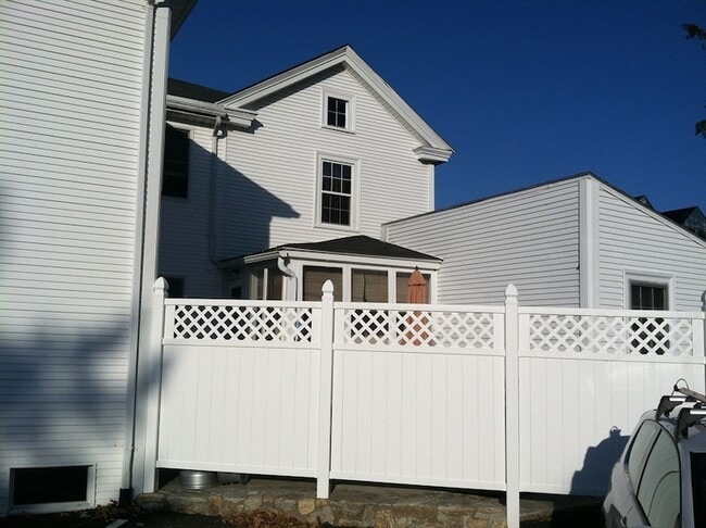 Photo - 112 Main St Unit B