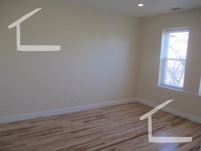 Photo - 90 Pleasant St