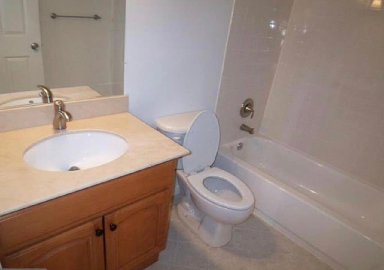 Bathroom - 1386 Bryant St NE Unit 101