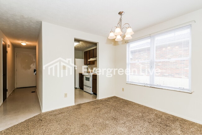 Photo - 8615 Baton Rouge Dr