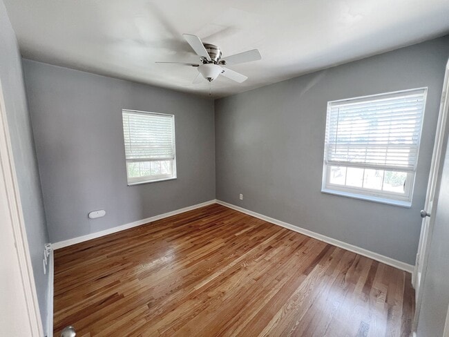 Photo - SEE IT NOW: Charming Updated Apartment with Private Balcony ~ $500 MOVE-IN SPECIAL!