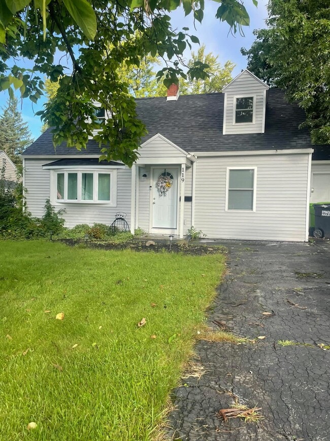 Photo - 119 Traister Dr