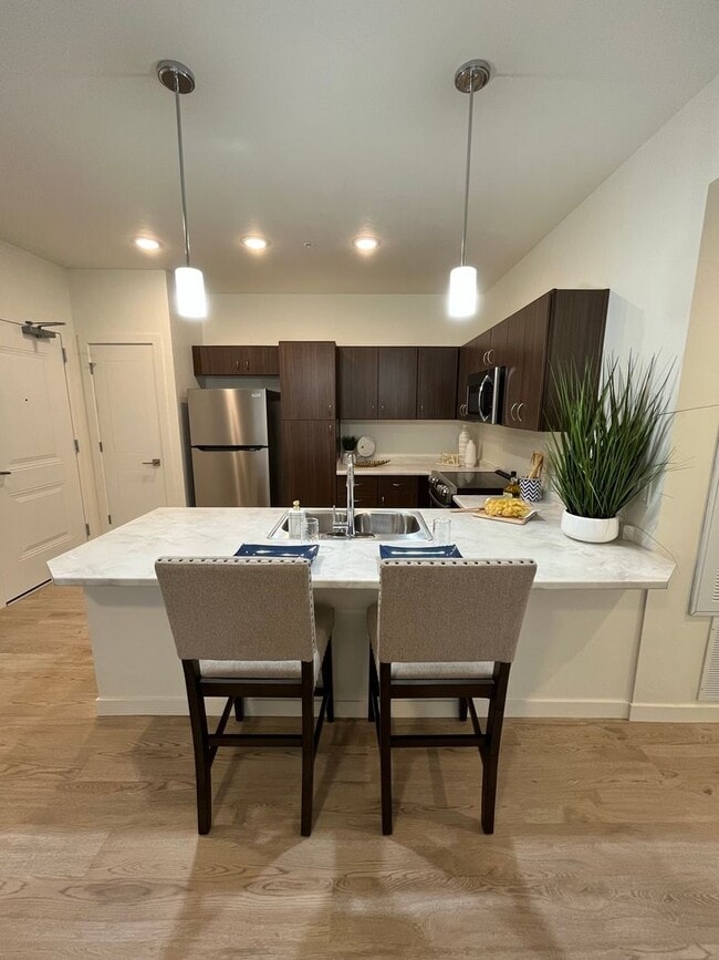 Building Photo - 4715 Lexington sky lane Unit 108