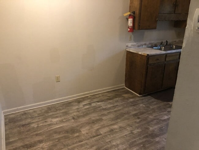 Photo - Russell's Chester Duplexes Unit 214 Sarah St