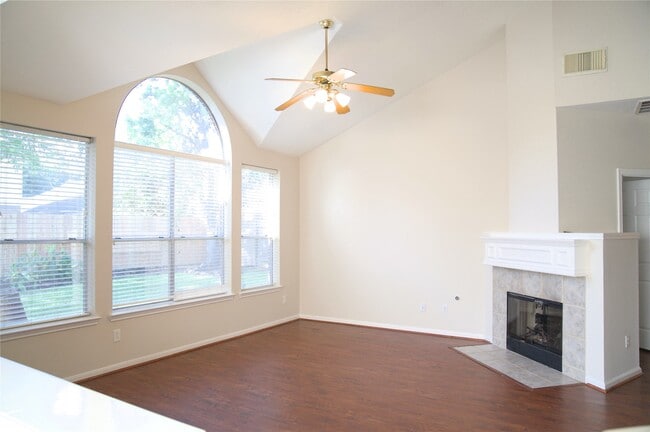 Photo - 4107 Amber Trace Ct