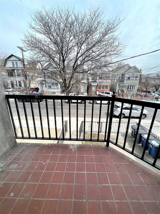 Photo - 52-16 94th St Condo