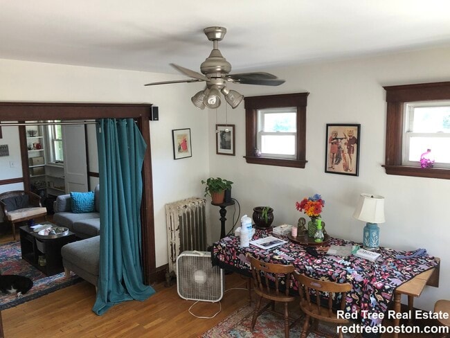 Photo - 80 Langley Rd