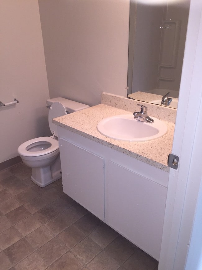 Photo - Harper Square Apartments