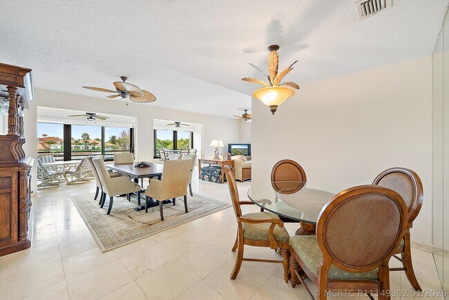 Photo - 926 Oak Harbour Dr