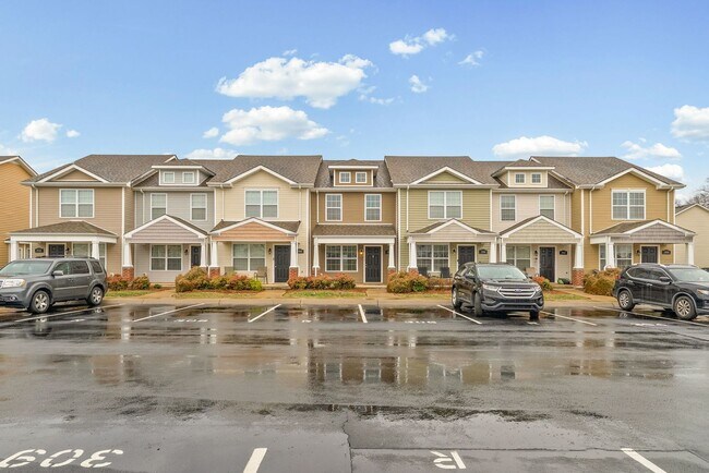 Photo - 2 Bedroom Pet Friendly Condo For Rent Near Beachaven Vineyard!