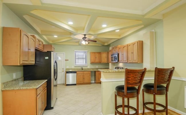 Photo - 2326 E Fayette St