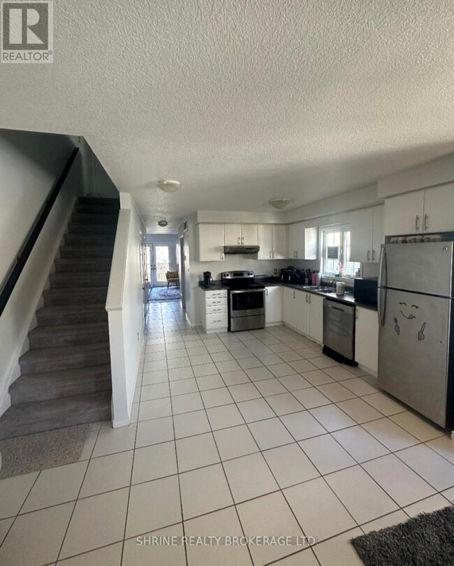 Photo - 3200 Singleton Ave