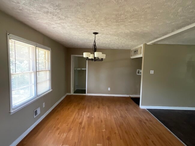 Photo - 1421 Wapoo Dr
